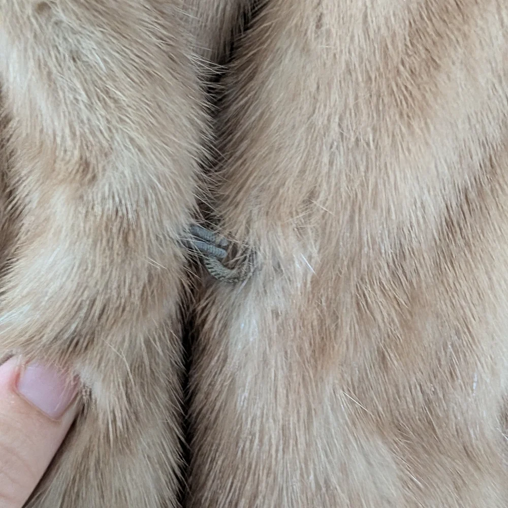 Littmin's Furs Milwaukee Mink Fur Coat - Picture 5 of 11